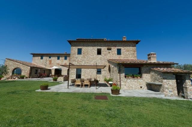 Villa Talente B&B サン・カシャーノ・イン・ヴァル・ディ・ペーザ 部屋 写真